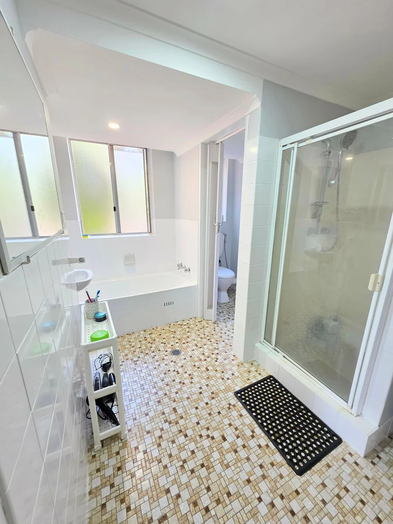 Additional image 3 of UNIT 5/4 Velacia Place, Queanbeyan NSW 2620