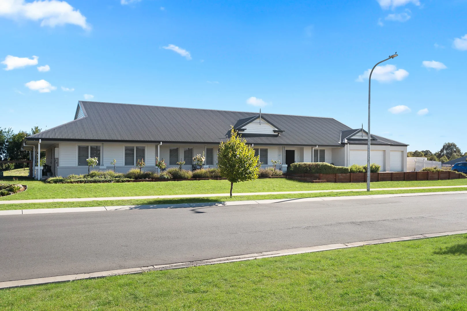 Additional image 2 of 8 Kingfisher Road, Goulburn NSW 2580