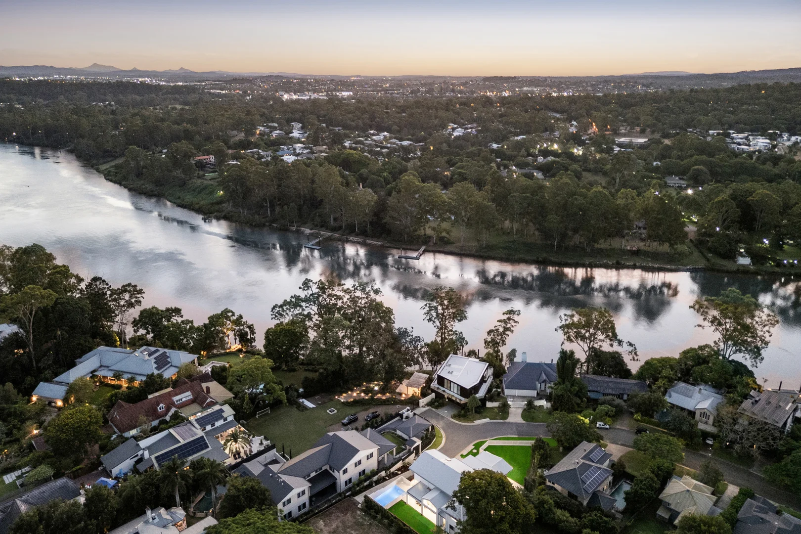Additional image 32 of 64 Molonga Terrace, Graceville QLD 4075