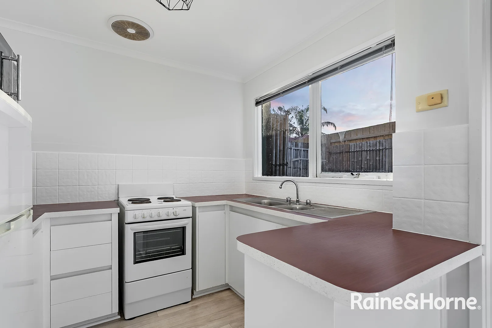 Additional image 4 of 7/28-30 Mereweather Avenue, Frankston VIC 3199