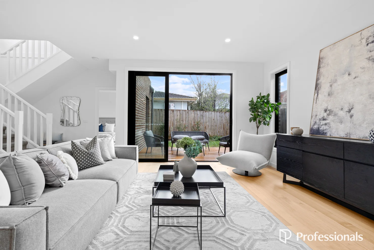 Additional image 5 of 8D Blanche Court, Doncaster East VIC 3109