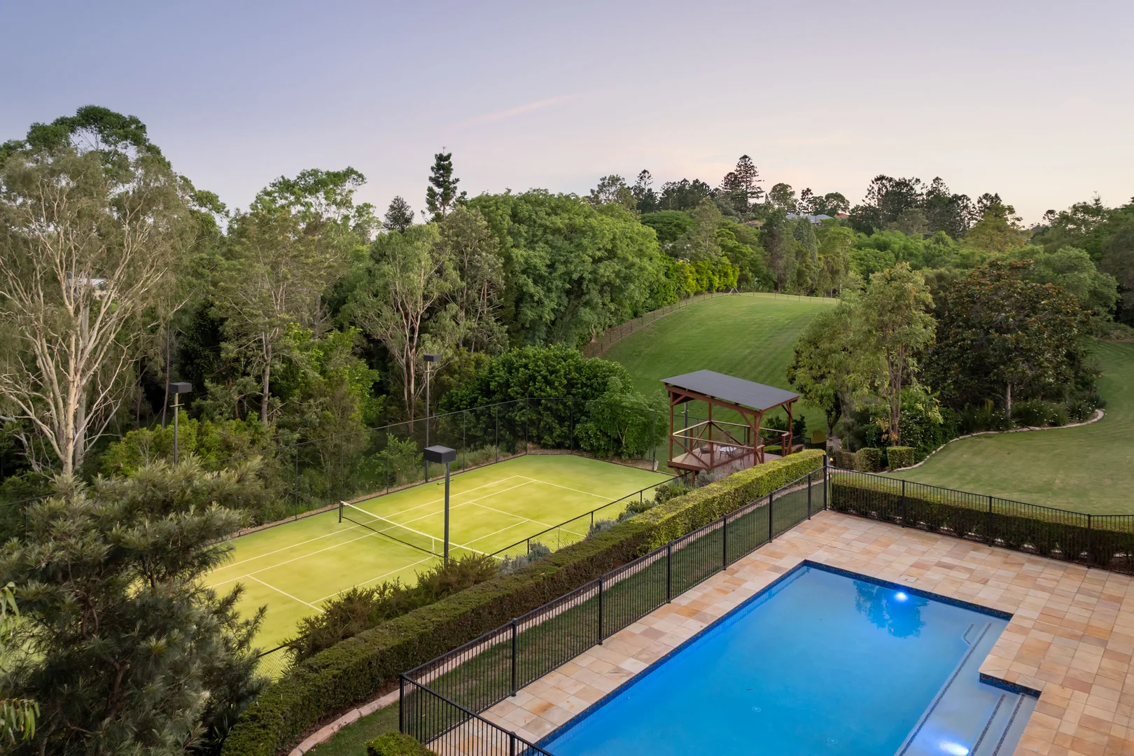 Additional image 14 of 43 Corniche Place, Brookfield QLD 4069