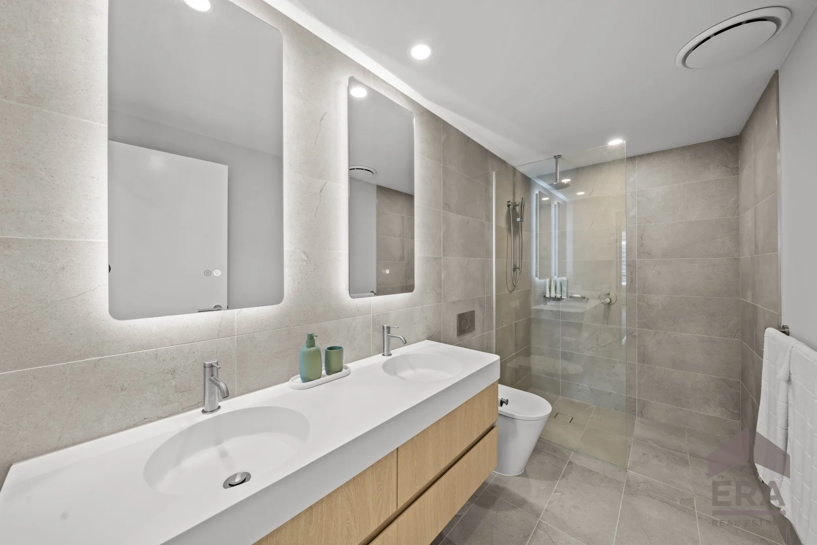 Additional image 11 of 1604/6 Sickle Avenue, Hope Island QLD 4212