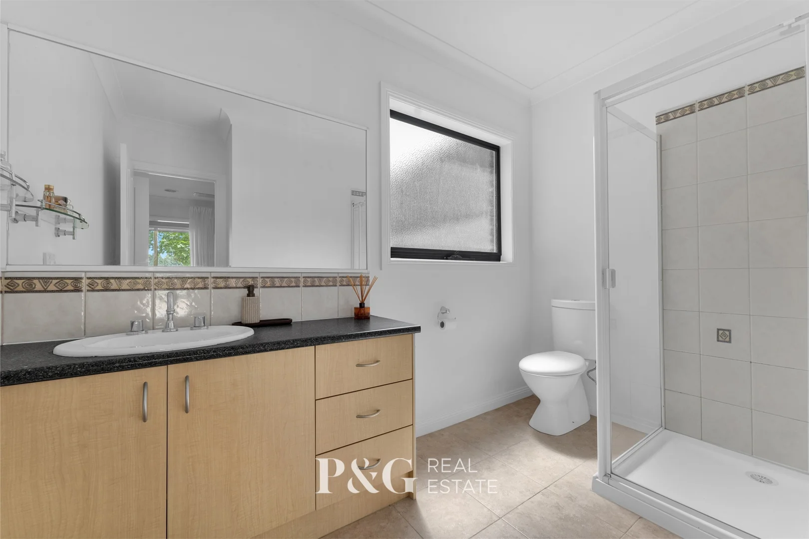 Additional image 8 of 2 Wallingford Place, Narre Warren South VIC 3805