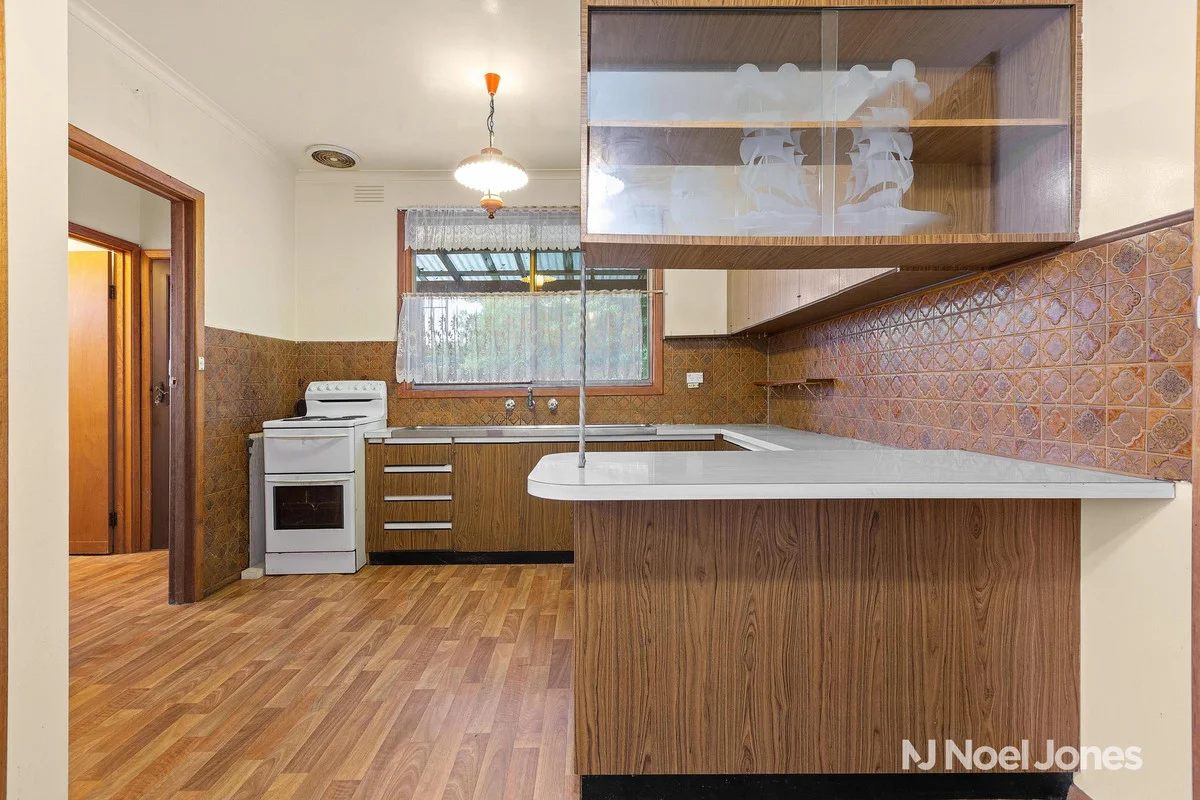 Additional image 3 of 17 Larnook Crescent, Mooroolbark VIC 3138