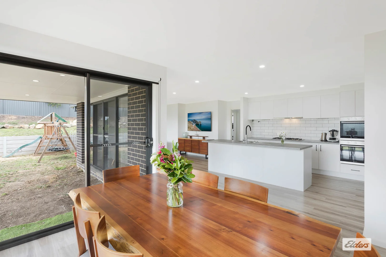 Additional image 13 of 42 Howard Avenue, Bega NSW 2550