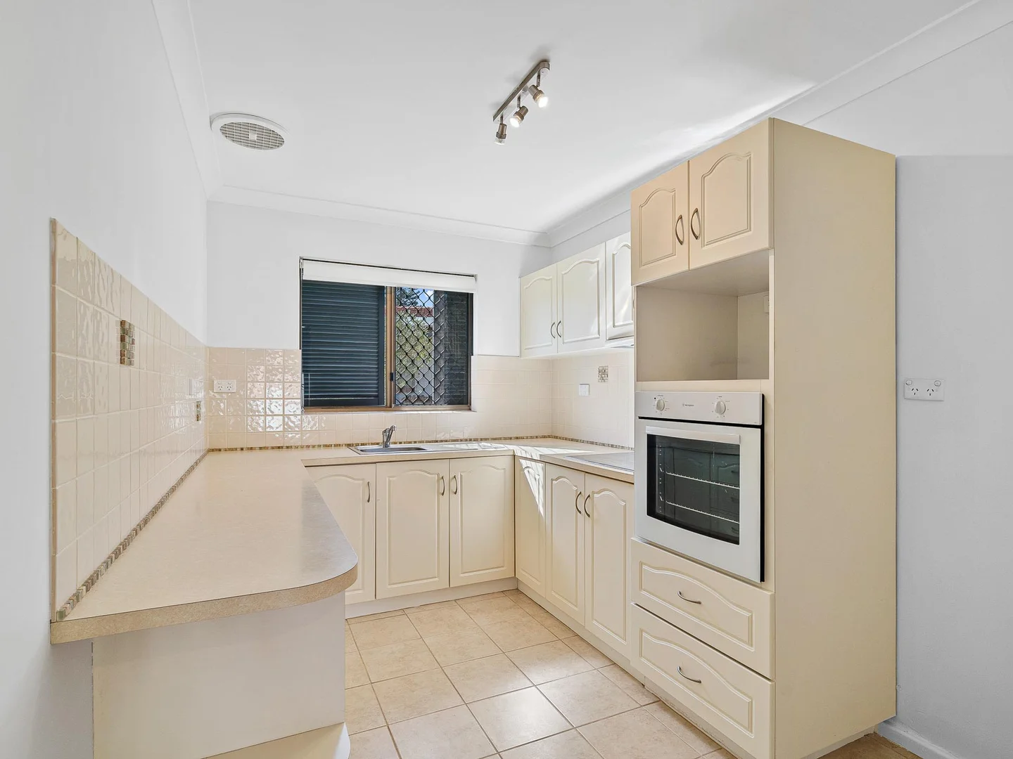 Additional image 3 of 32/10 Hungerford Avenue, Halls Head WA 6210