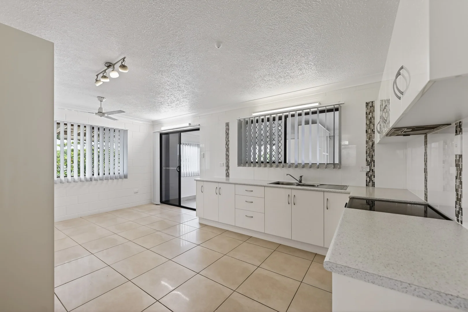 Additional image 5 of 9 Innes Drive, Deeragun QLD 4818
