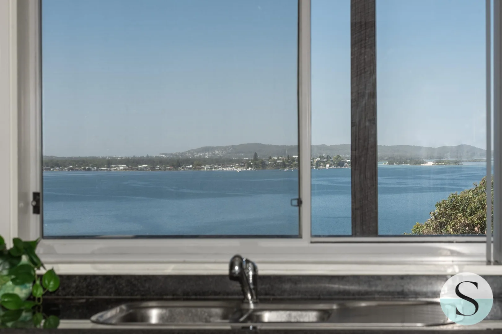 Additional image 10 of 15 Meridian Close, Belmont NSW 2280