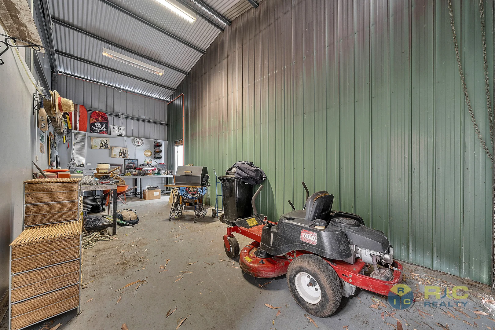 Additional image 37 of 27-29 Canterbury Way, Churchill VIC 3842