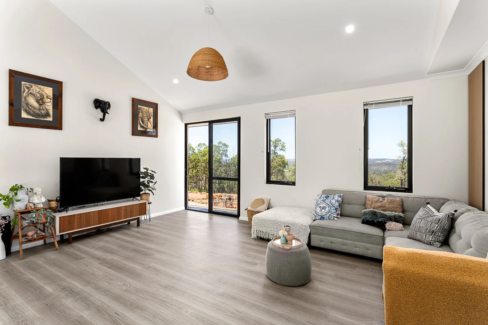 Additional image 8 of 2/380 Clenton Road, Gidgegannup WA 6083