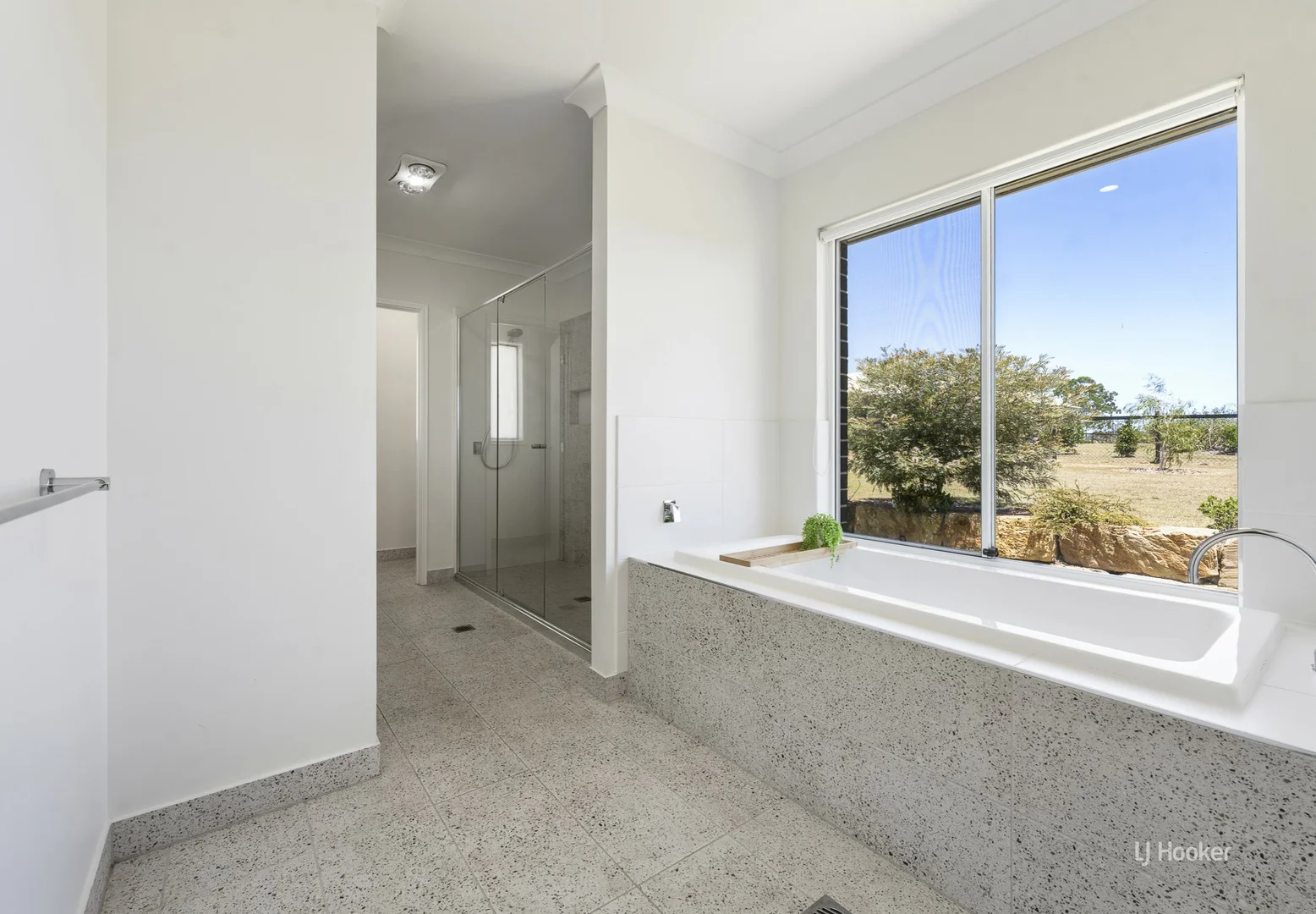 Additional image 8 of 3 Prospector Rise, Winya QLD 4515