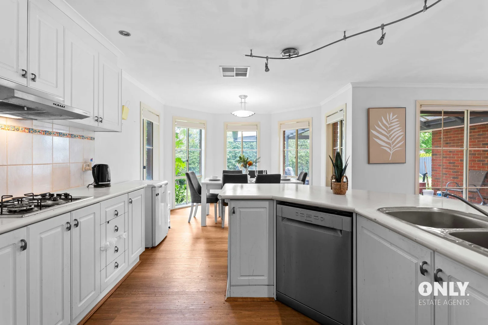 Additional image 4 of 2 Sherwood Road, Narre Warren South VIC 3805