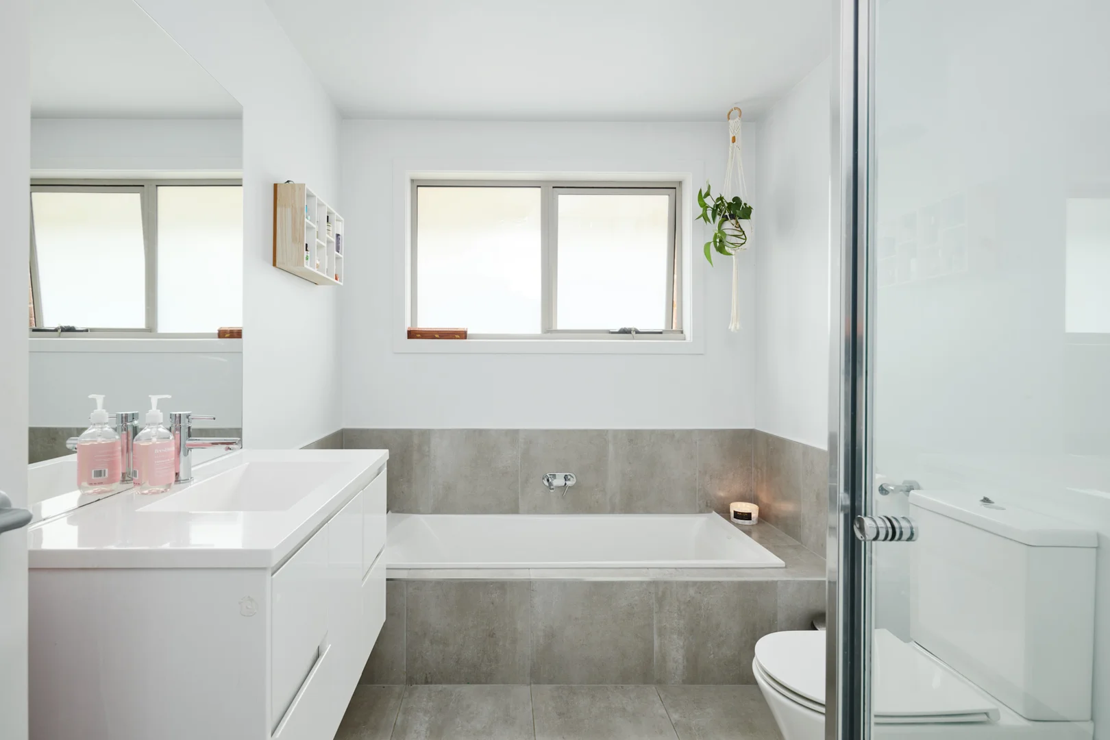 Additional image 14 of 2/5 Space Court, Snug TAS 7054