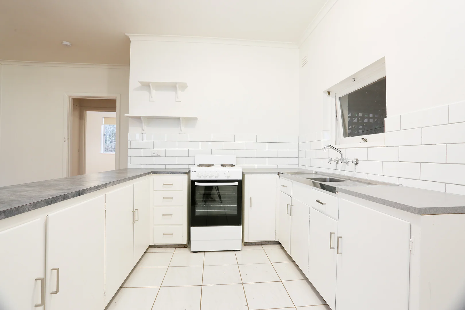 Additional image 6 of 2/19 Cole Street, Herne Hill VIC 3218