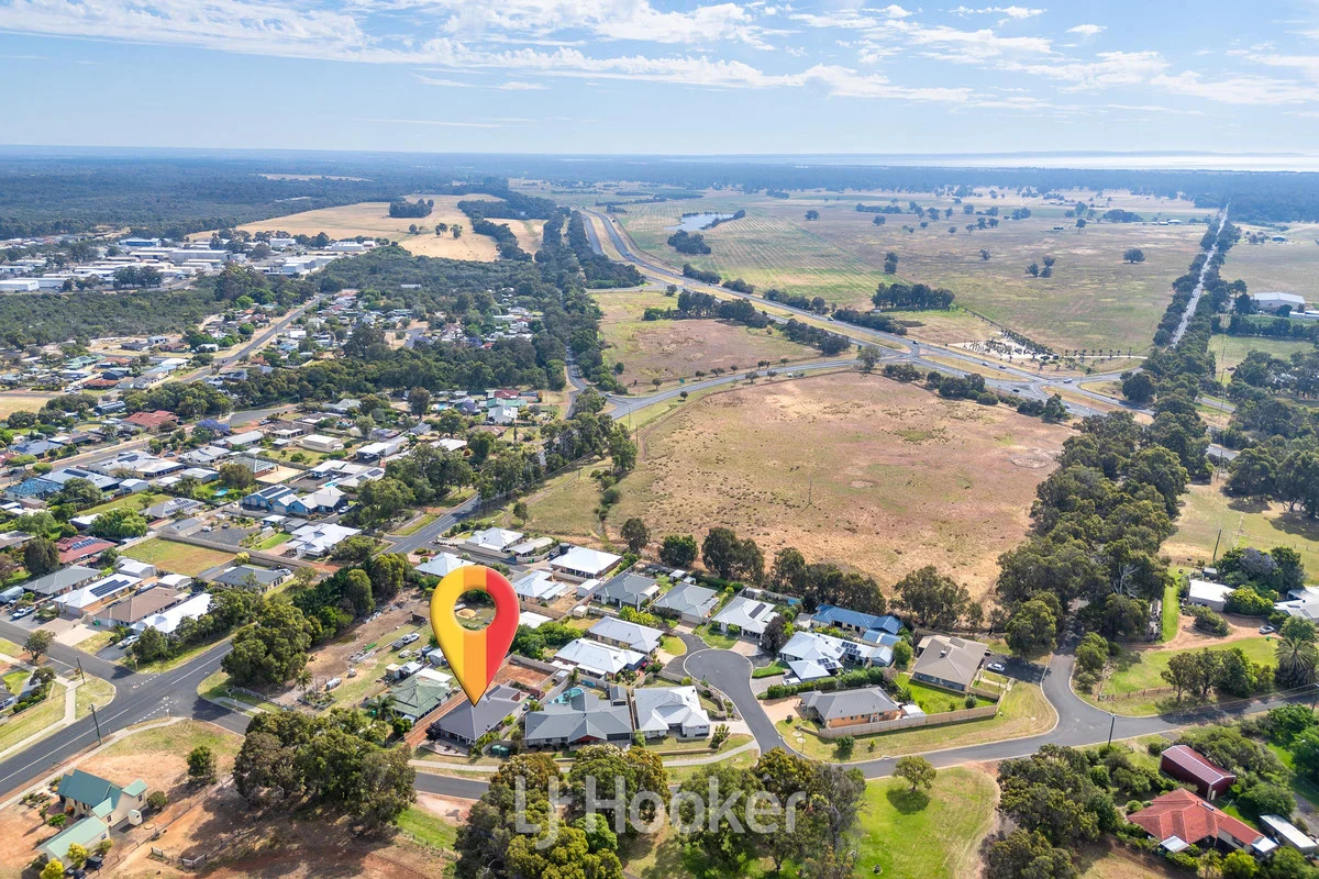 39 West Road, Capel WA 6271