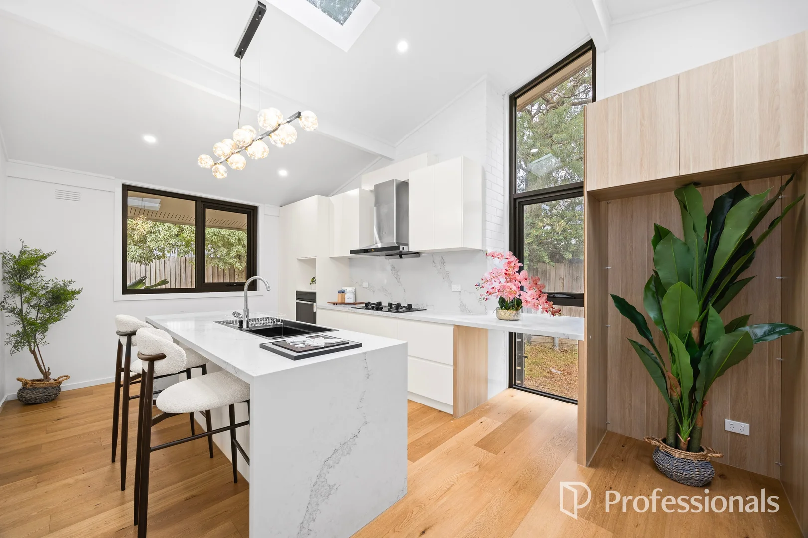 Additional image 4 of 2 The Close, Mount Waverley VIC 3149