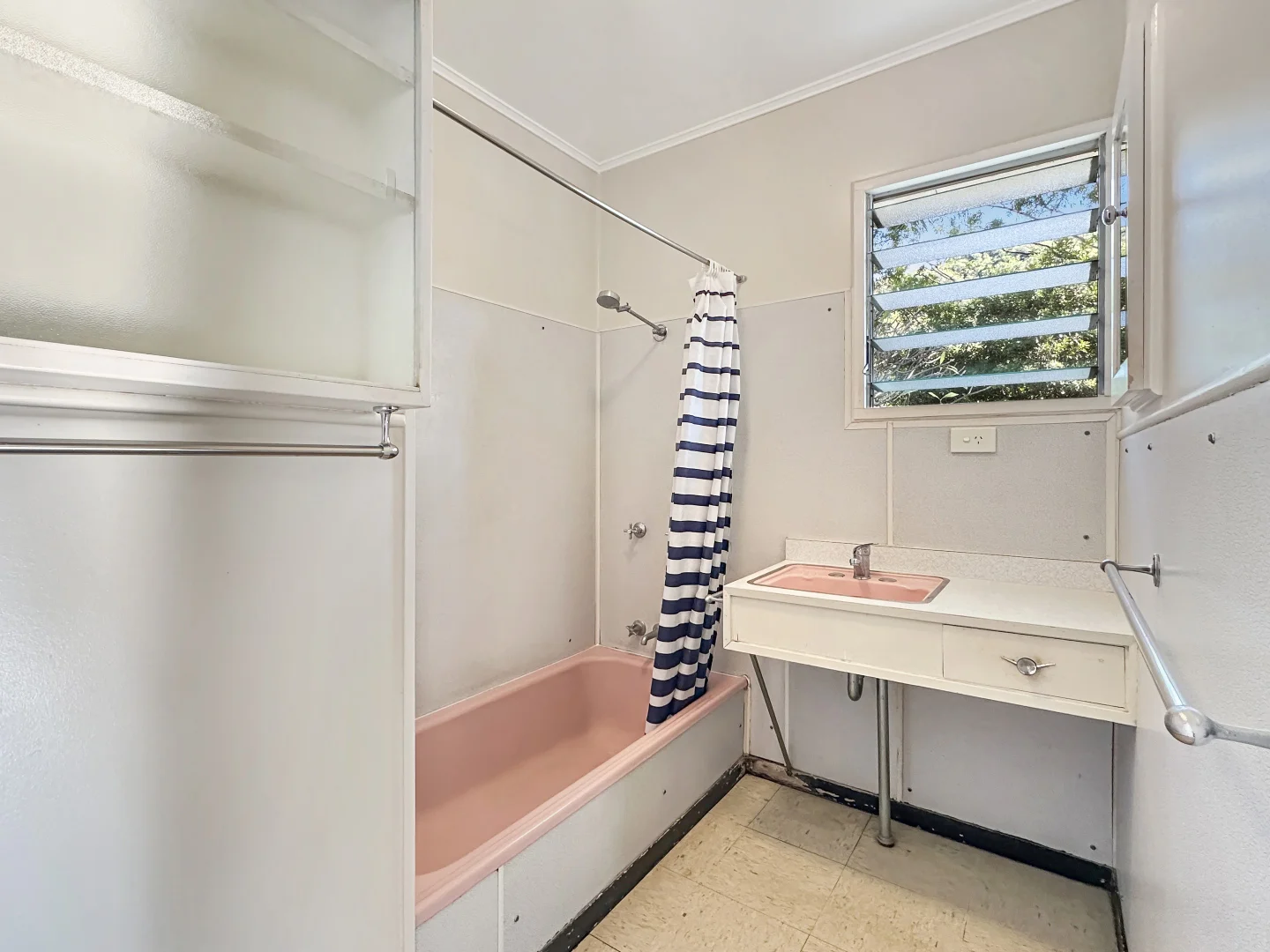 Additional image 20 of 36 Marine Pde, Arcadia QLD 4819