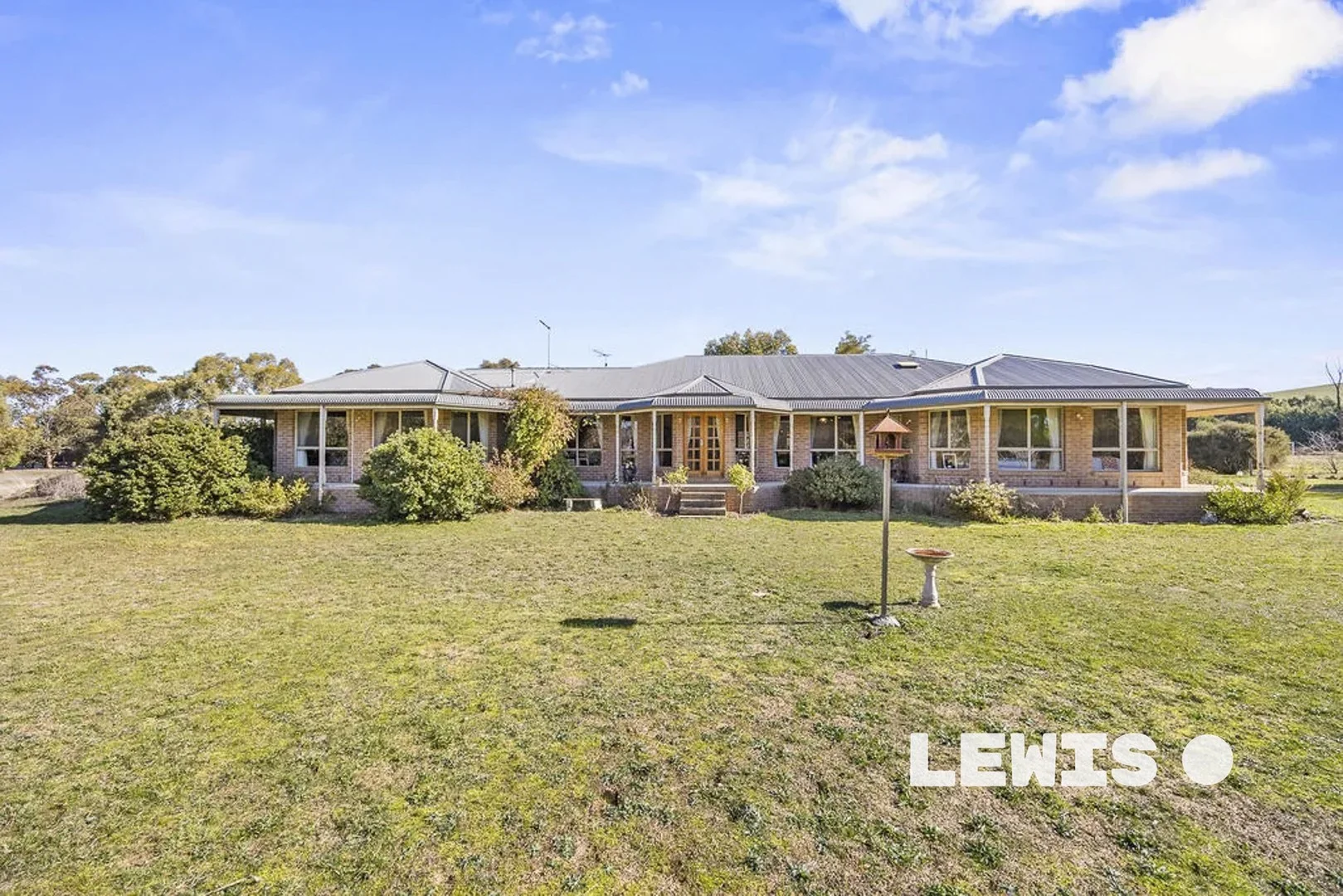 43 Connor Court, Ballan VIC 3342