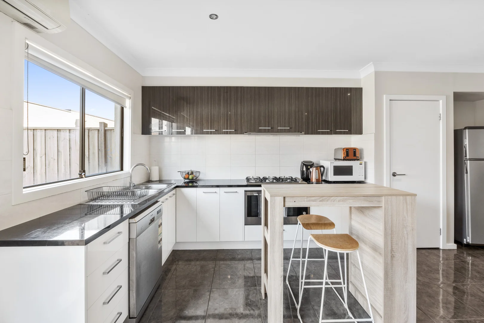 Additional image 3 of 11 Bohr Walk, Fraser Rise VIC 3336