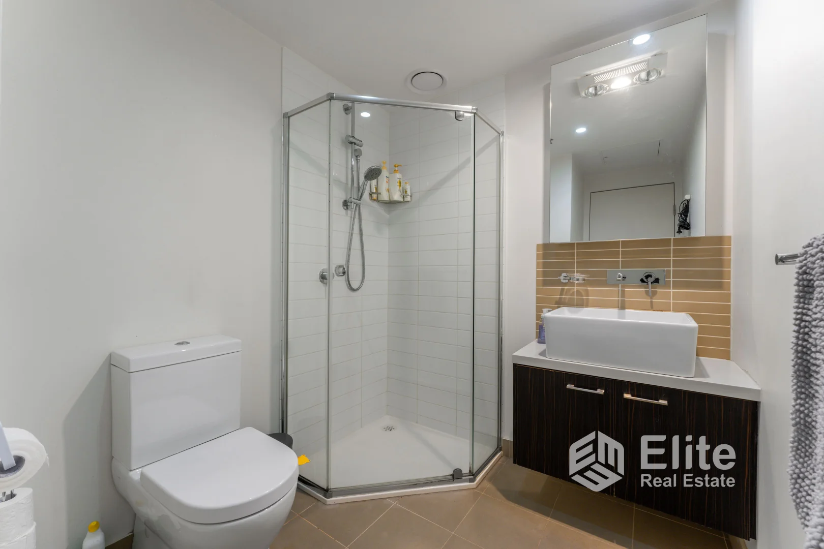 Additional image 3 of 3403/8 Sutherland Street, Melbourne VIC 3000