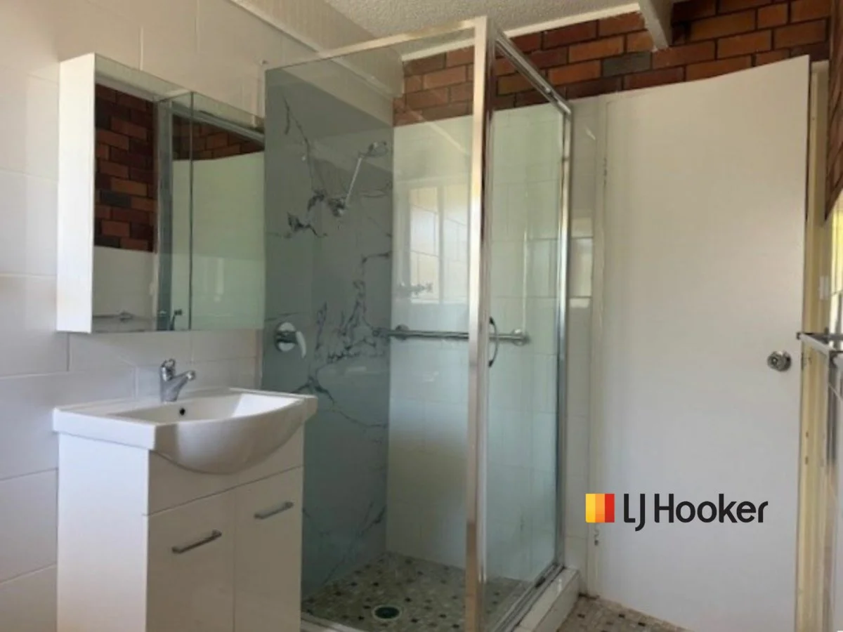 Additional image 9 of 1-4/18 Algalah Street, Narromine NSW 2821