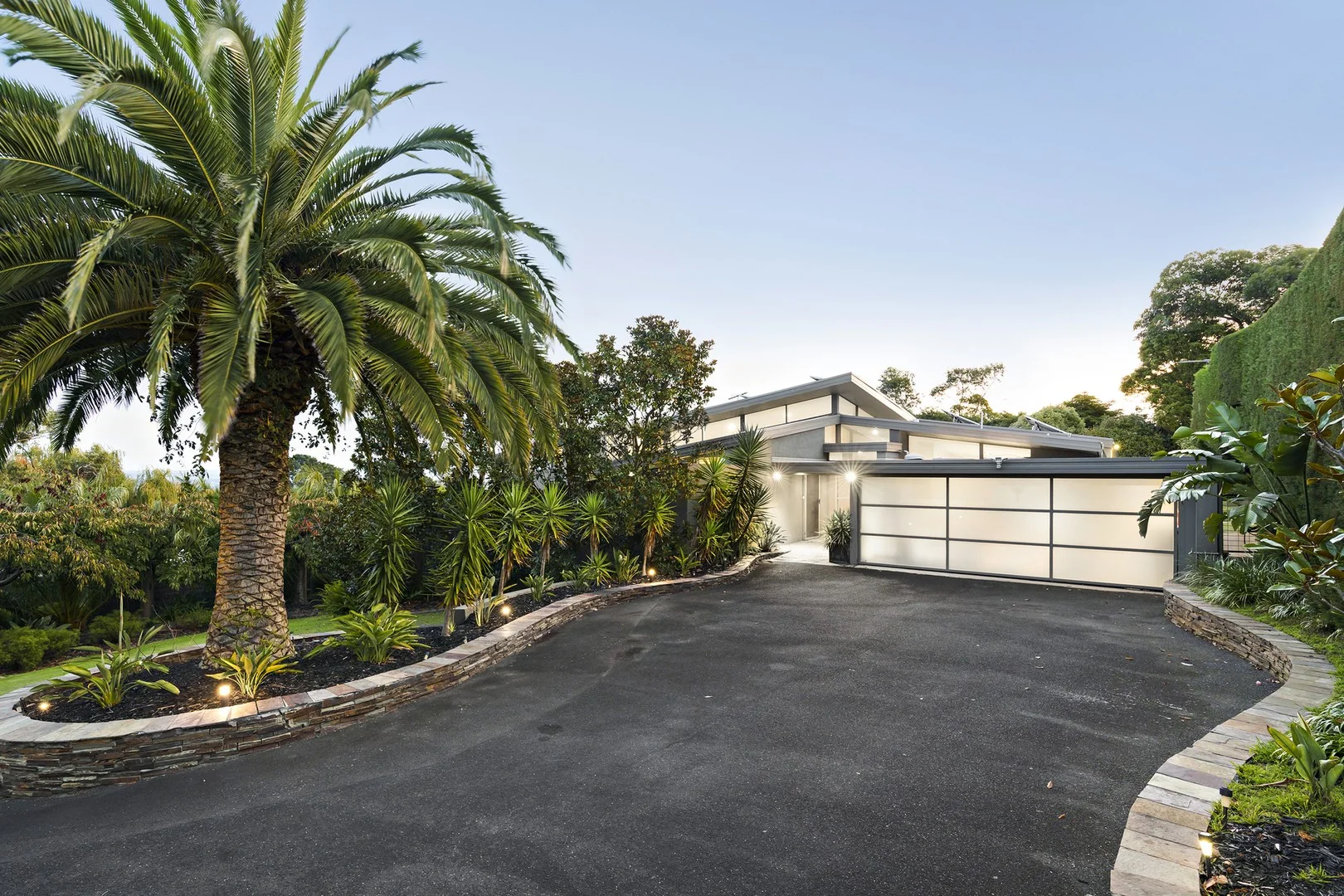 10 Bilgola Court, Mount Eliza VIC 3930