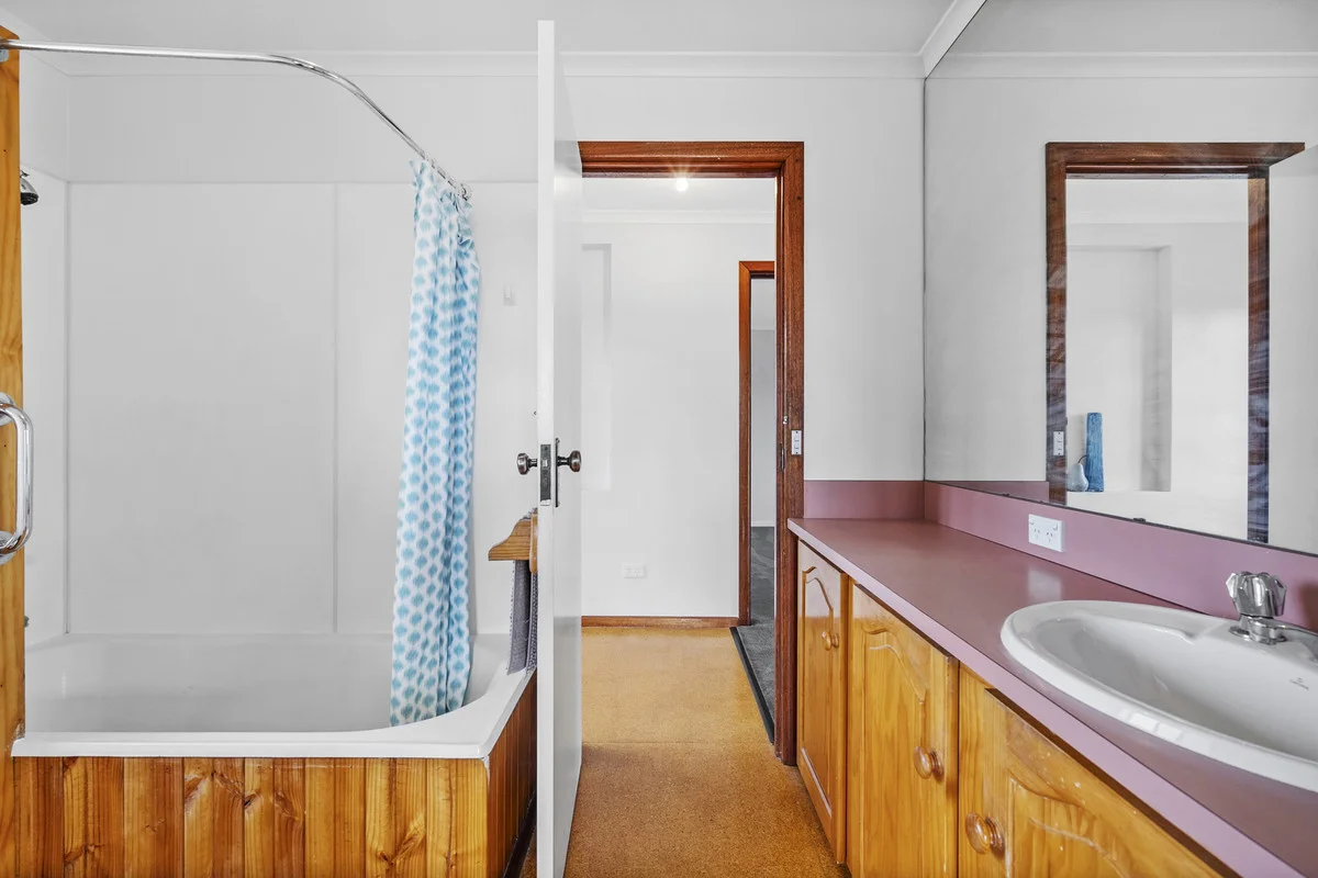 Additional image 12 of 42 Francis Street, Swansea TAS 7190