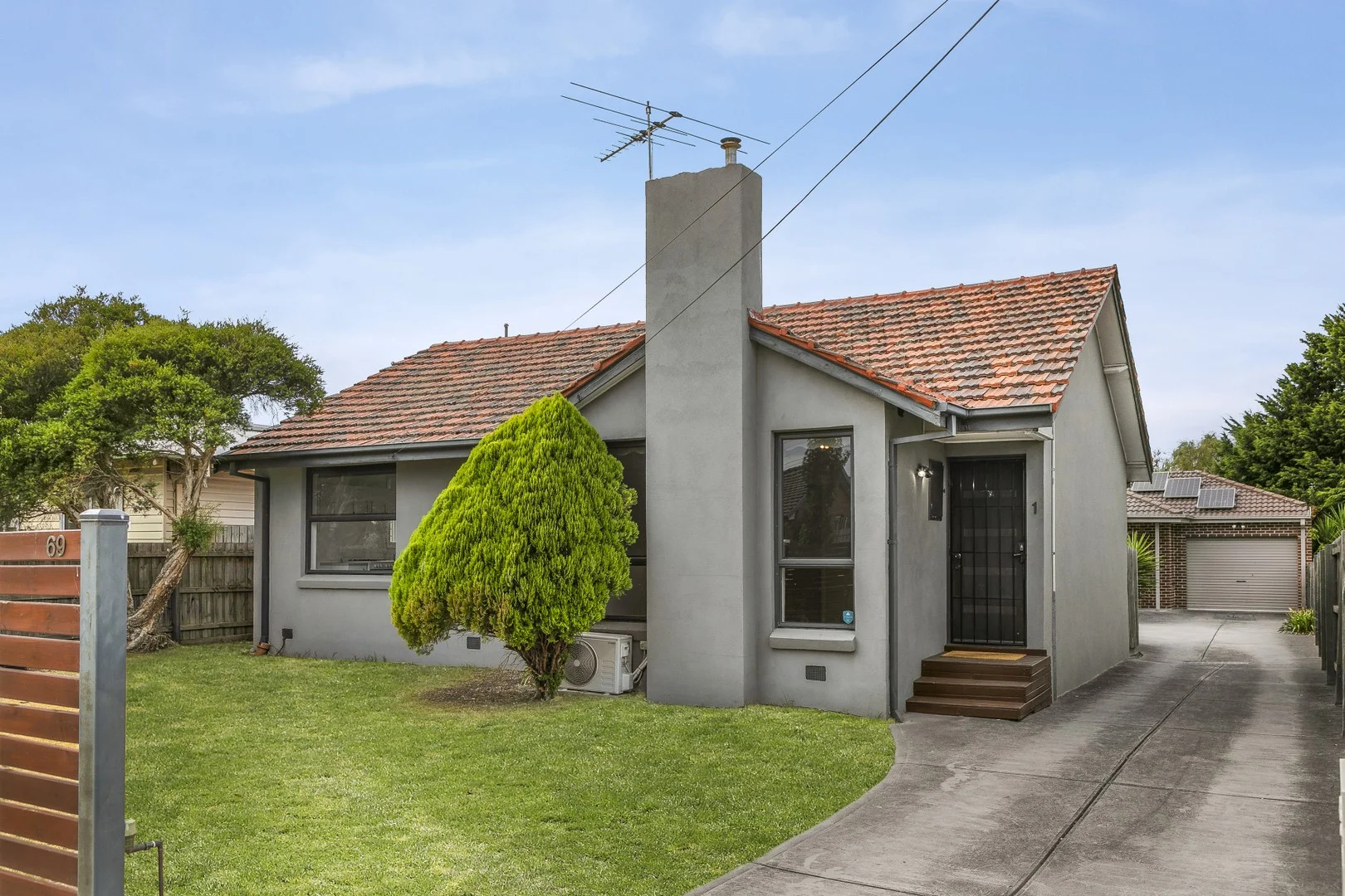 1/69 Bindi Street, Glenroy VIC 3046