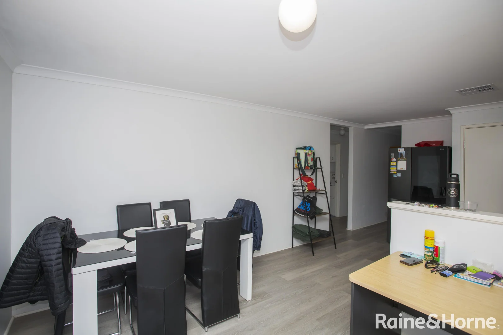 Additional image 11 of 6/32 HOLMESDALE ROAD, Woodbridge WA 6056