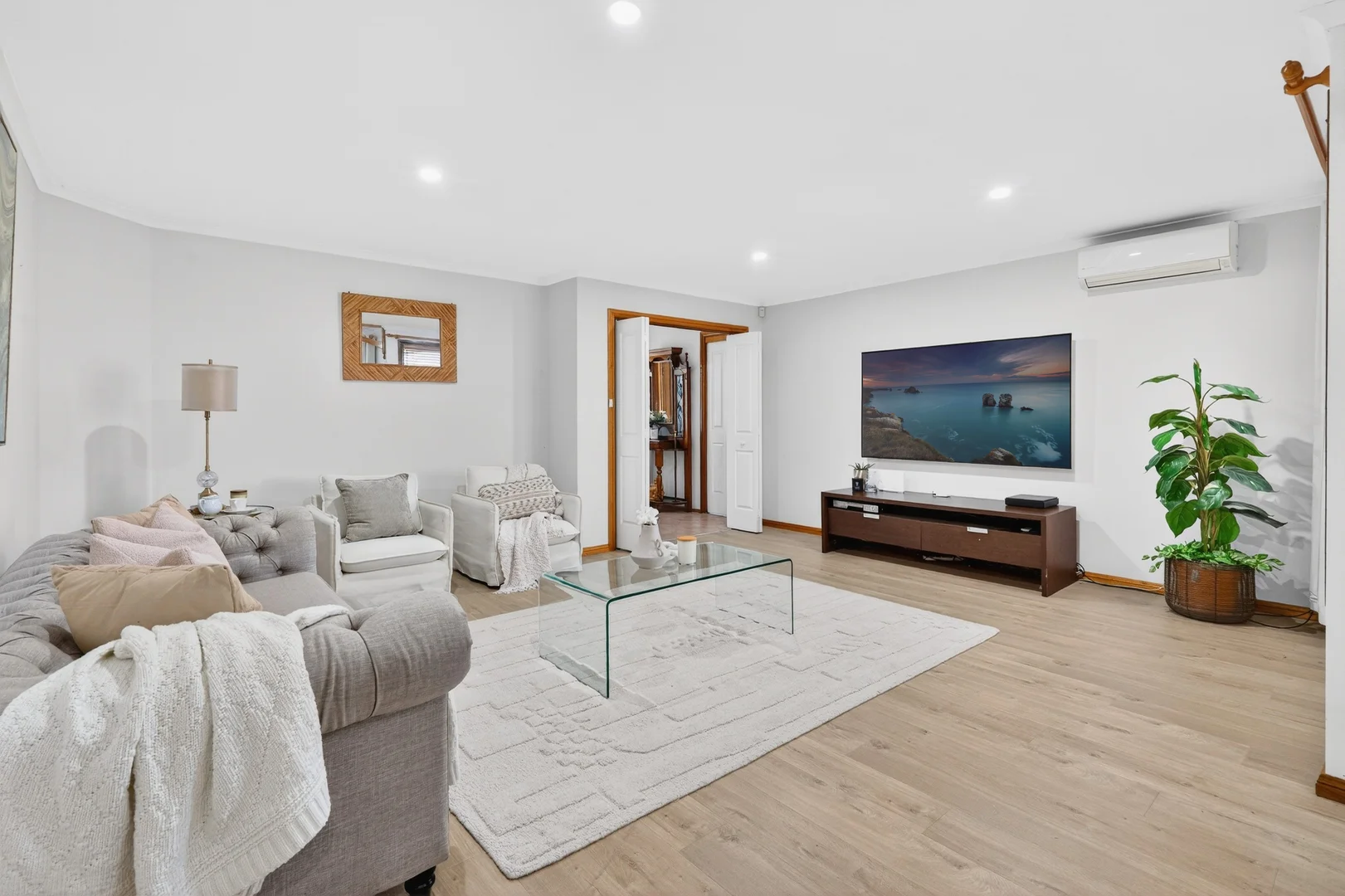 Additional image 5 of 139 Willeroo Drive, Windsor Downs NSW 2756