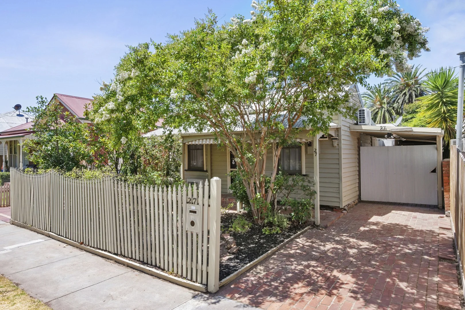 27 Napier Street, Eaglehawk VIC 3556