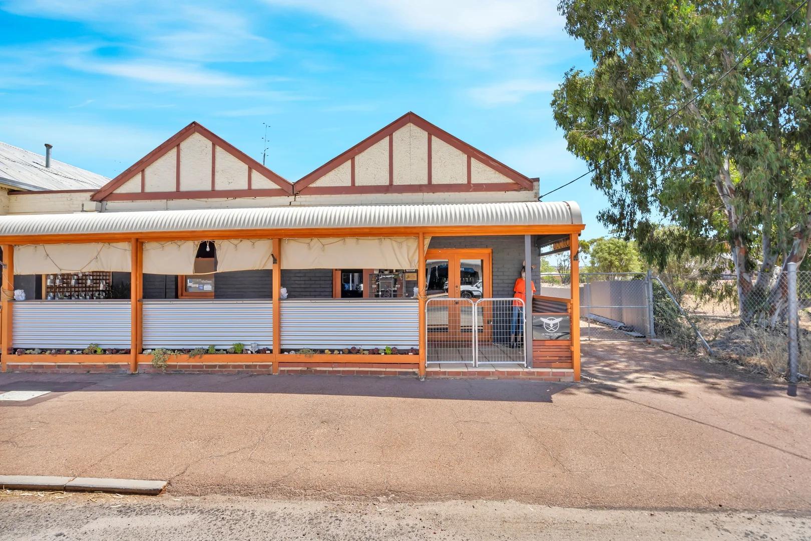 Additional image 10 of 53 Avon Tce, York WA 6302