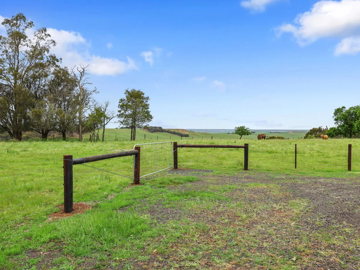 Additional image 37 of 64 Ford Luers Road, Casterton VIC 3311