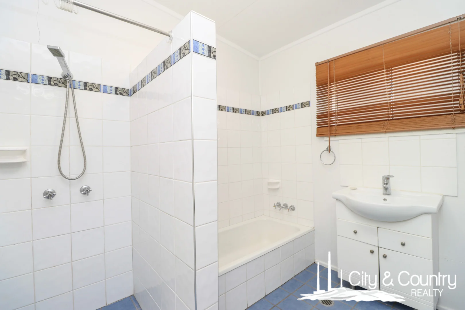 Additional image 6 of 3&4/37 Rebecca Street, Mount Isa QLD 4825