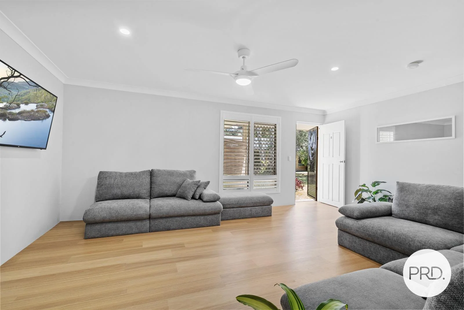 Additional image 2 of 2/16 Gray Street, Tweed Heads West NSW 2485