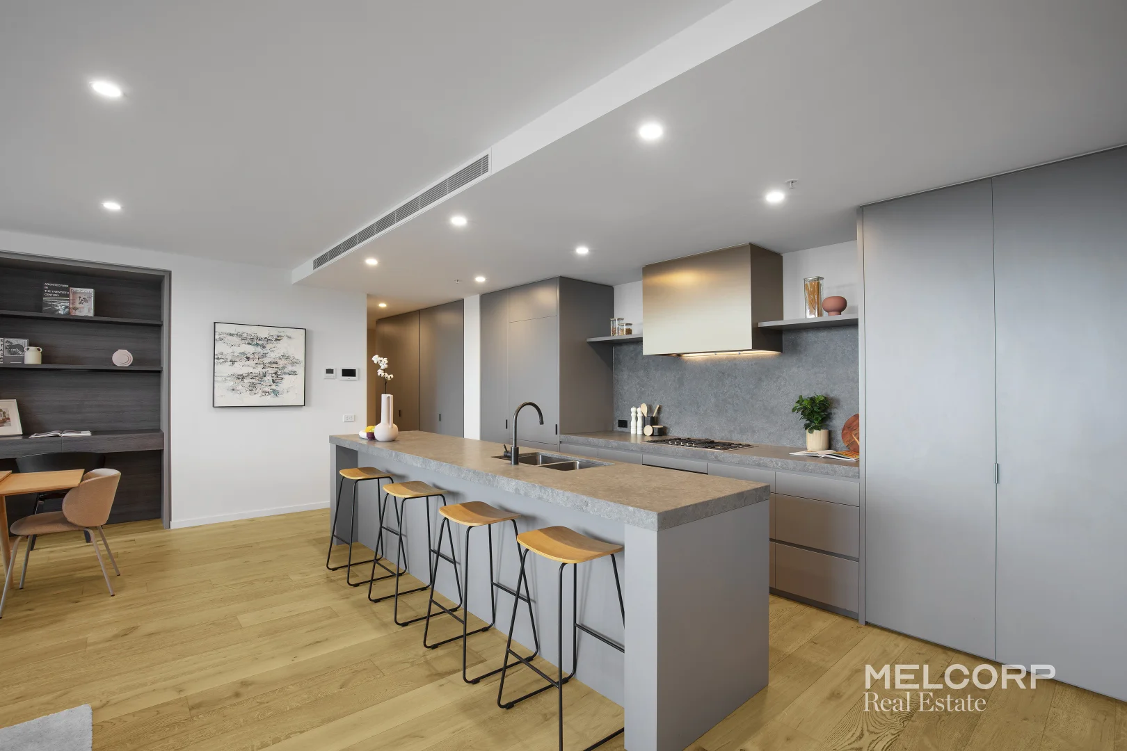 Additional image 2 of 810/288 Adderley Street, West Melbourne VIC 3003