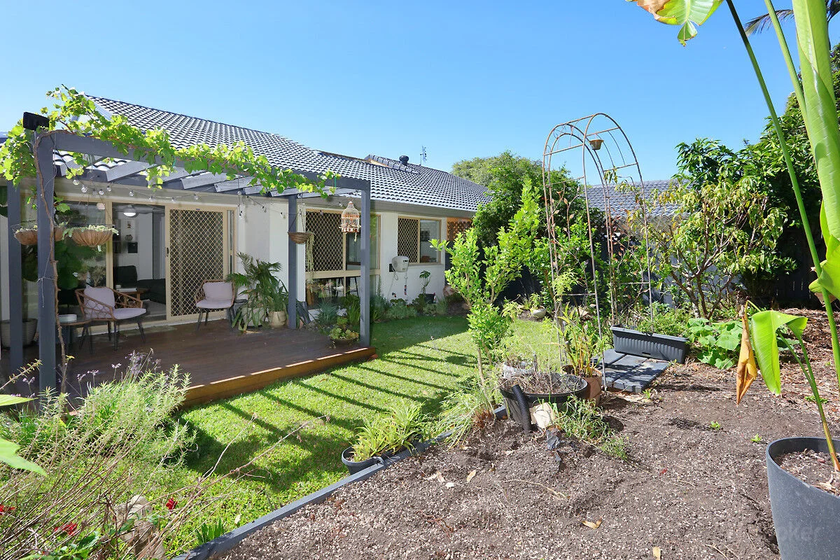 Additional image 20 of 2/469 Pine Ridge Road, Runaway Bay QLD 4216