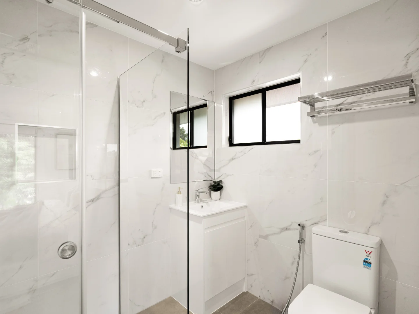 Additional image 25 of 10 Cosmic Street, Robertson QLD 4109