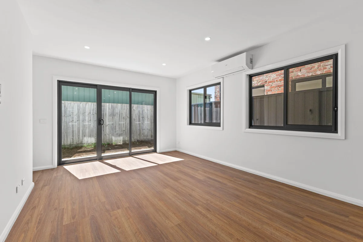 Additional image 5 of 2/11 Hawker Street, Moe VIC 3825