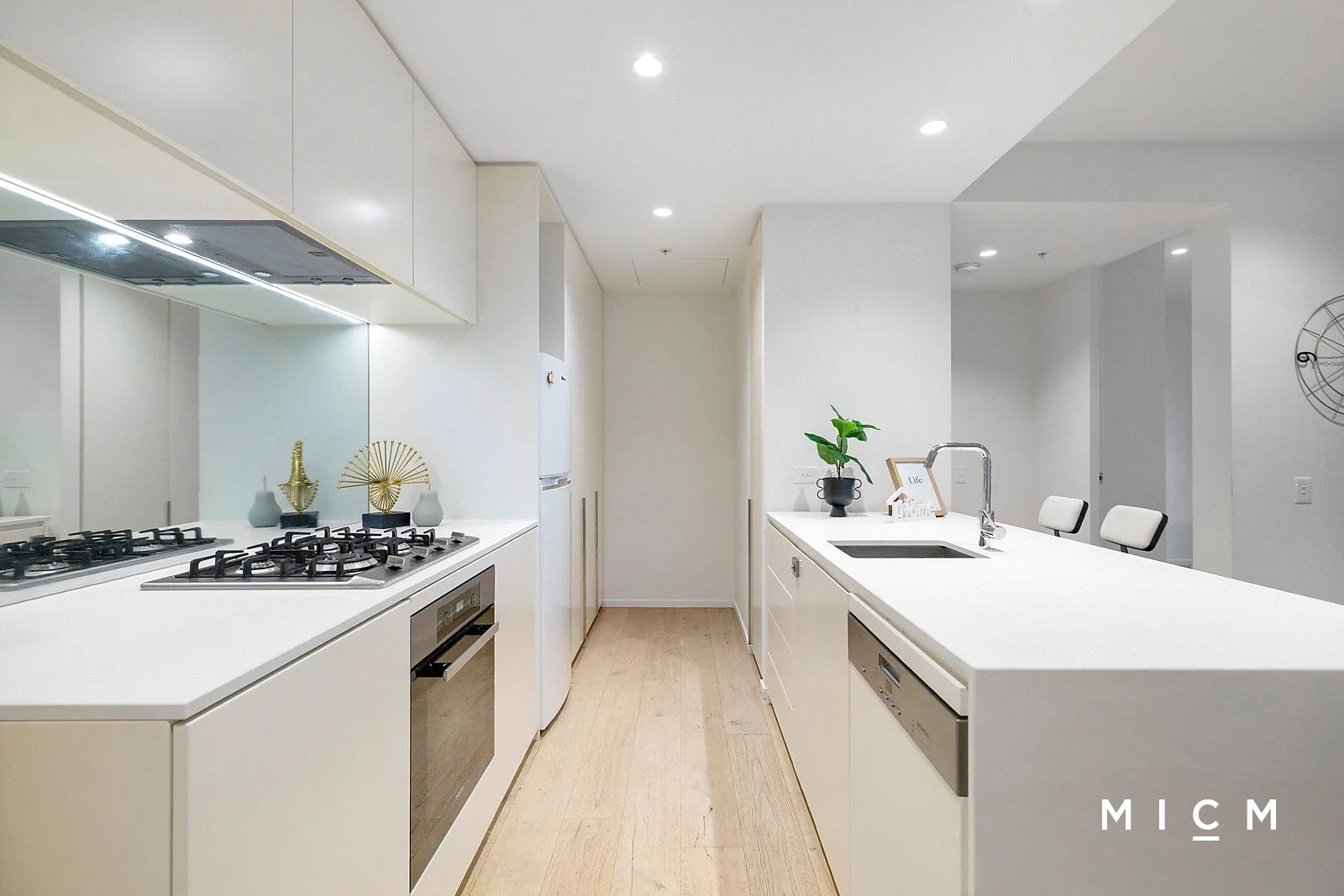 Additional image 4 of 401/11 Bale Circuit, Southbank VIC 3006