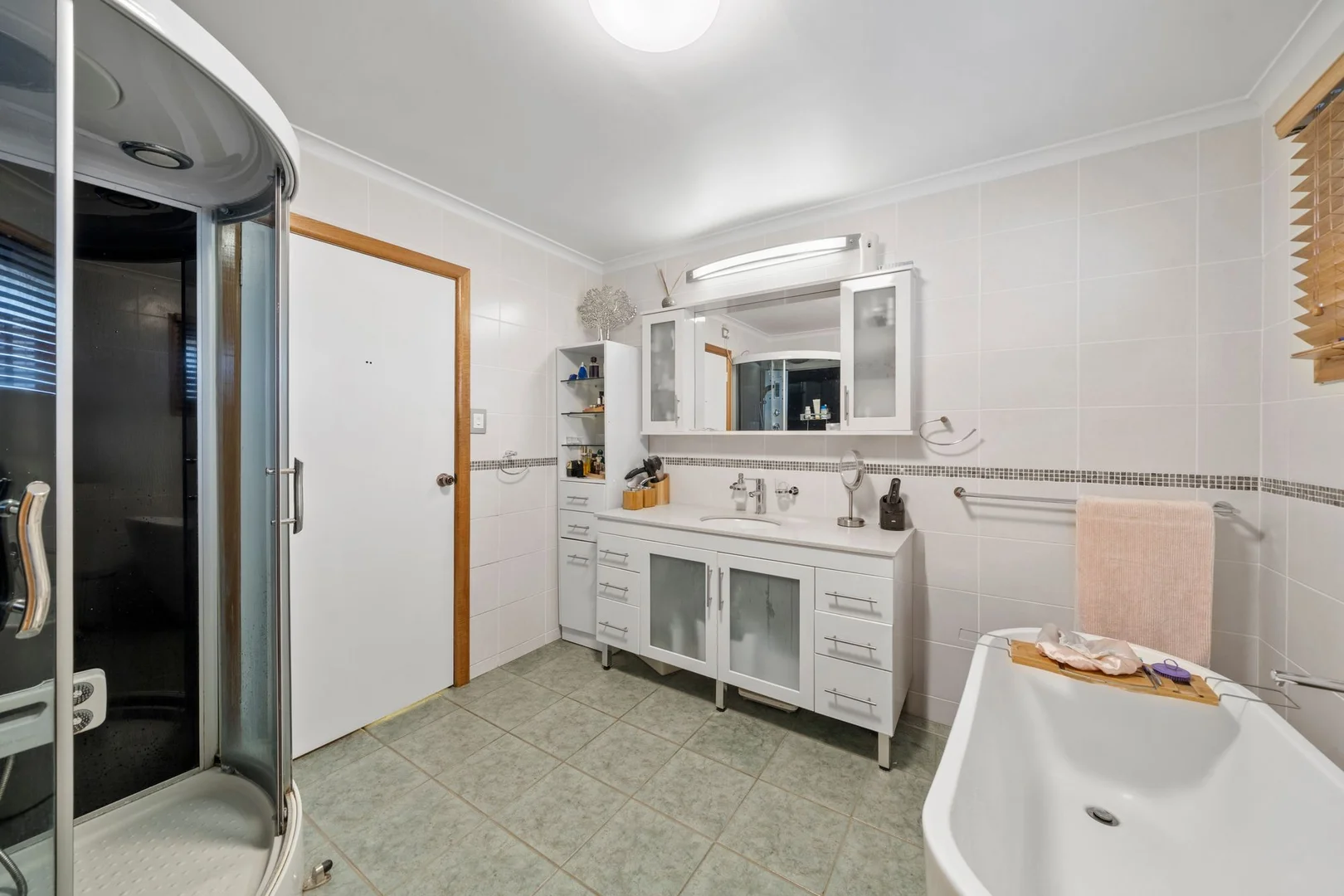 Additional image 15 of 112 Railway Parade, Pascoe Vale VIC 3044