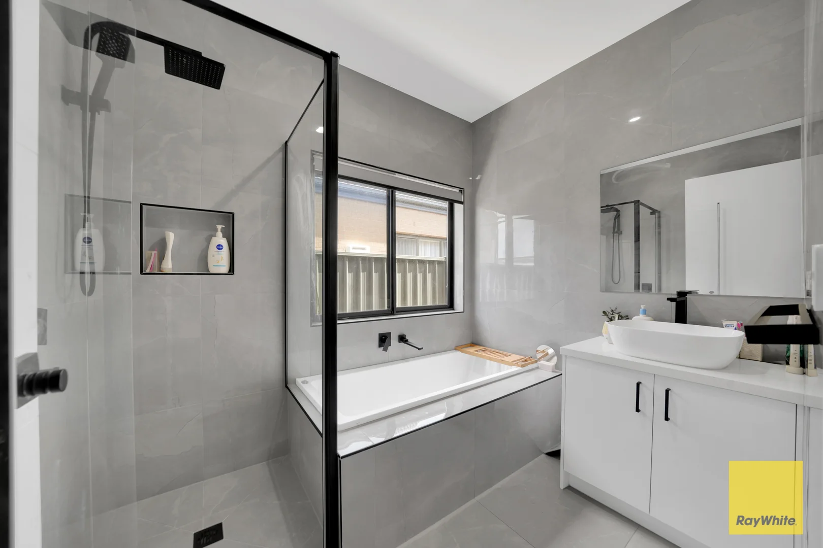 Additional image 18 of 28 Bronze Street, Tarneit VIC 3029