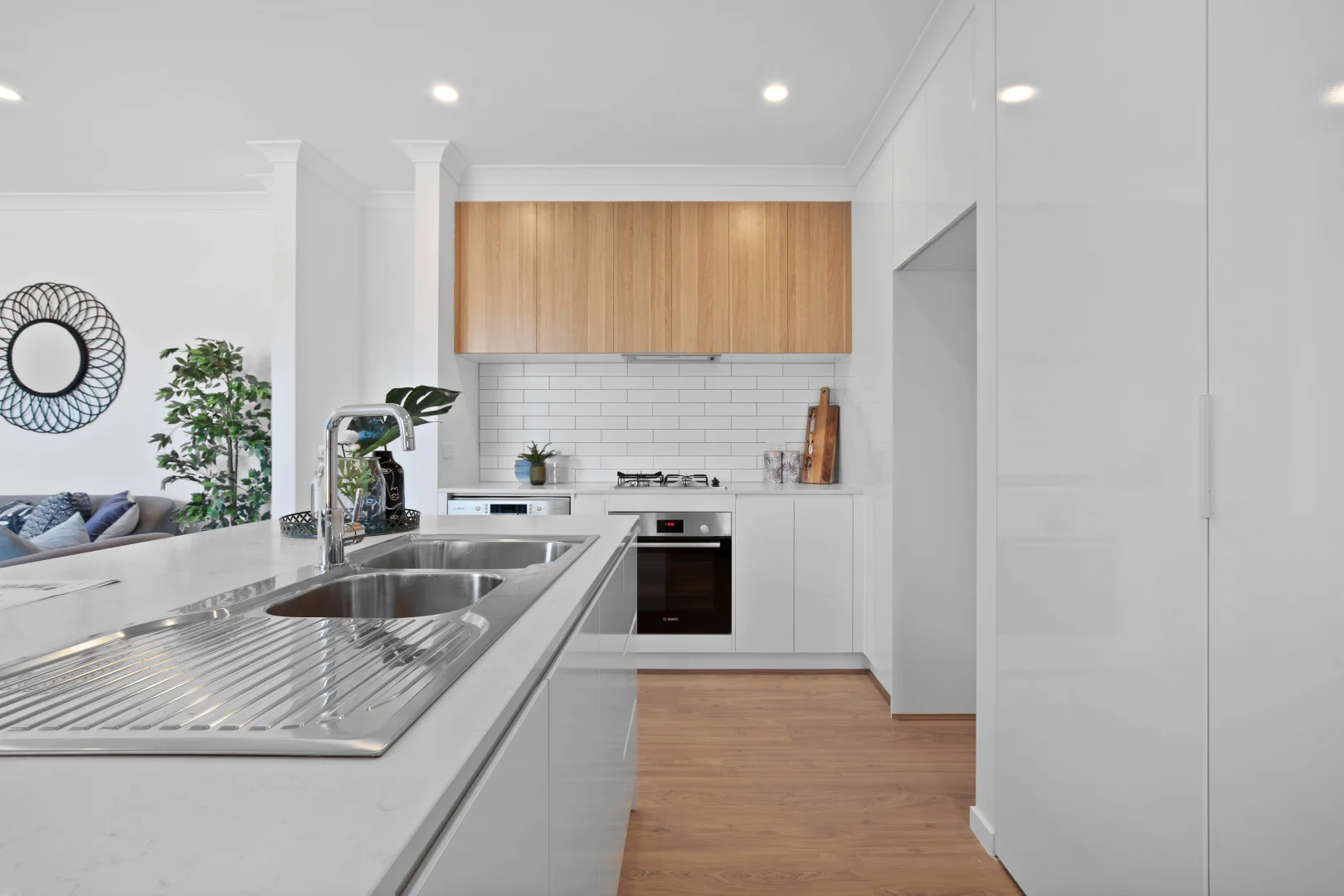 Additional image 8 of 9/4-6 Frankcom Street, Blackburn VIC 3130