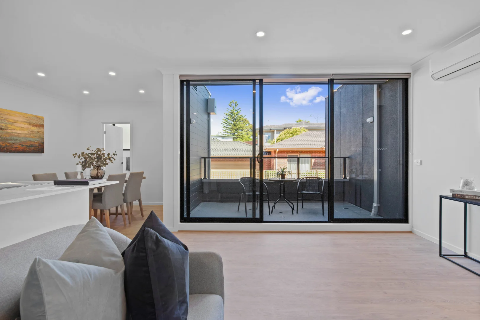 Additional image 6 of 9/4-6 Frankcom Street, Blackburn VIC 3130