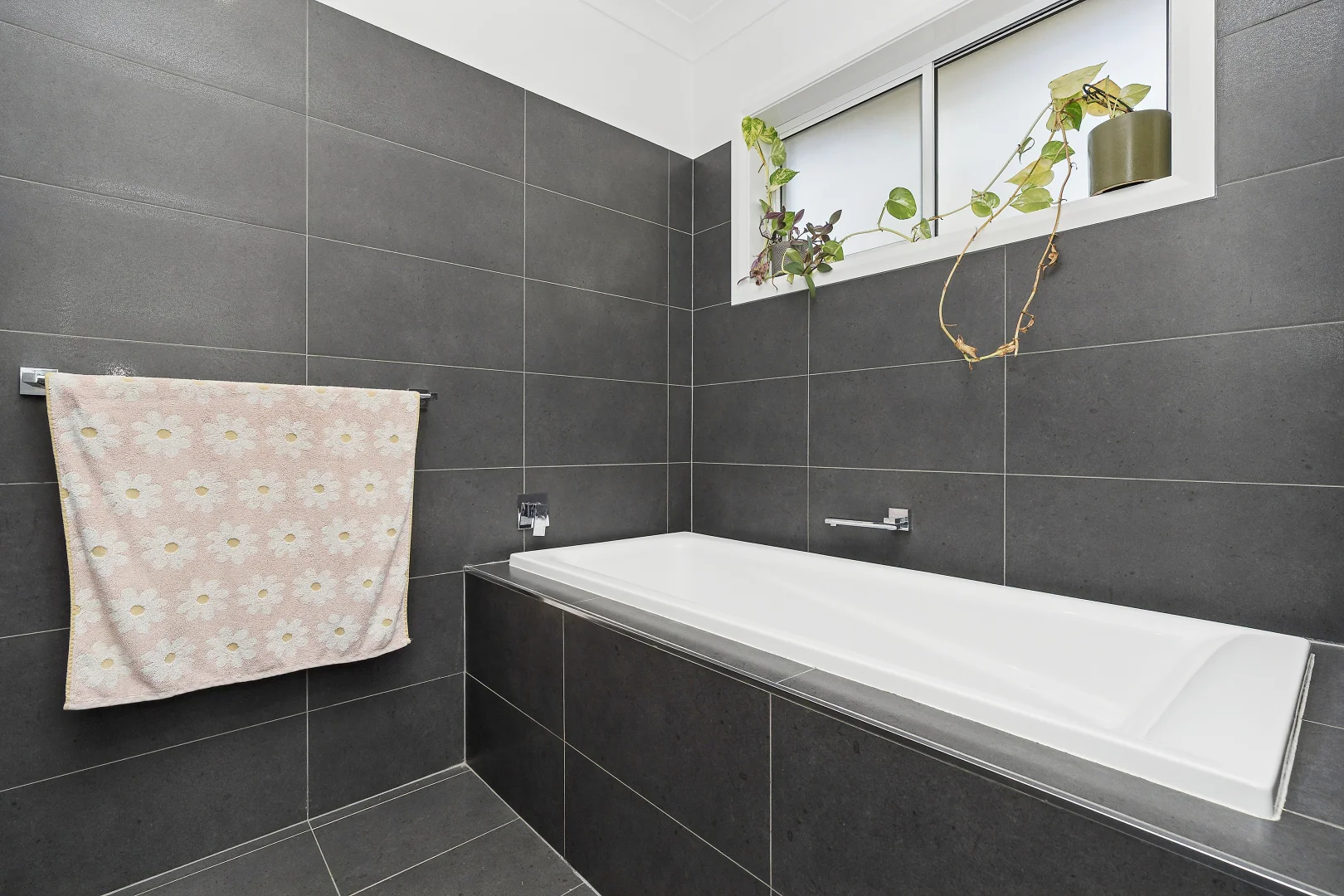 Additional image 16 of 50 Paradise Drive, Gobbagombalin NSW 2650