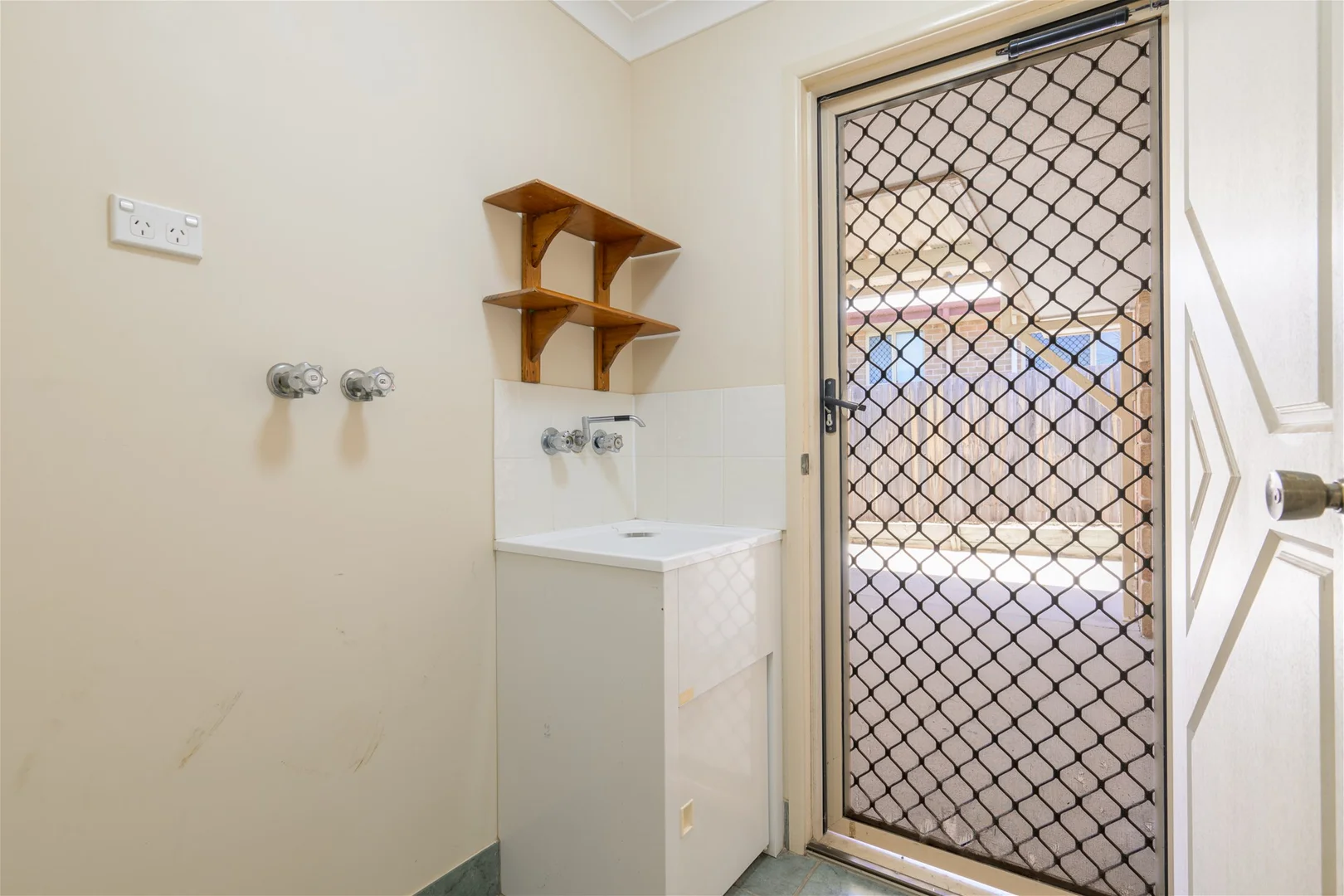 Additional image 9 of 12 Deborah Street, Glen Eden QLD 4680