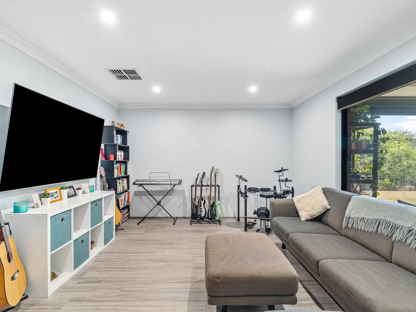 Additional image 21 of 22 Dragonfly Boulevard, Lakelands WA 6180