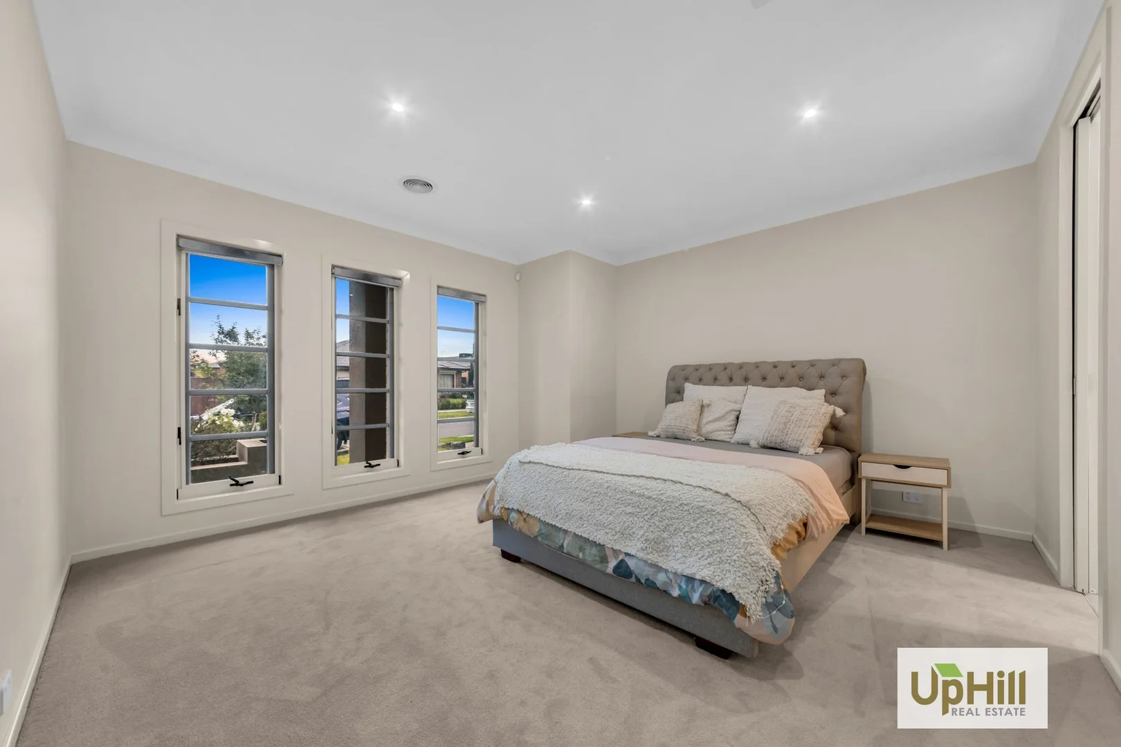 Additional image 4 of 71 Moxham Drive, Clyde North VIC 3978