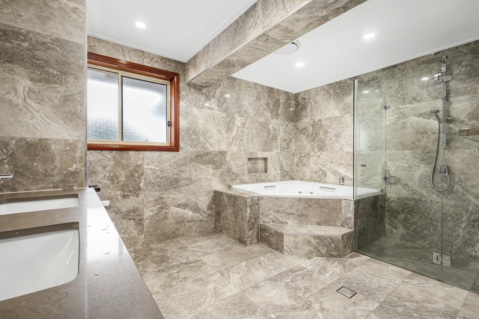 Additional image 12 of 25 Wellesley Place, Green Valley NSW 2168